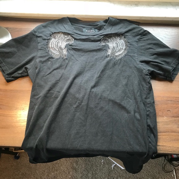 embroidered tiger shirt